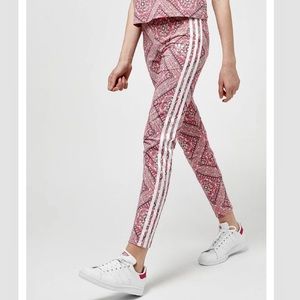 NWT Adidas Originals Graphic All Over Print Leggings Multicolor/White CE1121